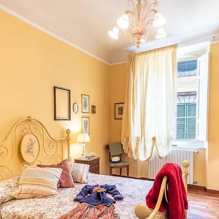 Classic Apt In The Center, Near Guinigi'S Tower Daire